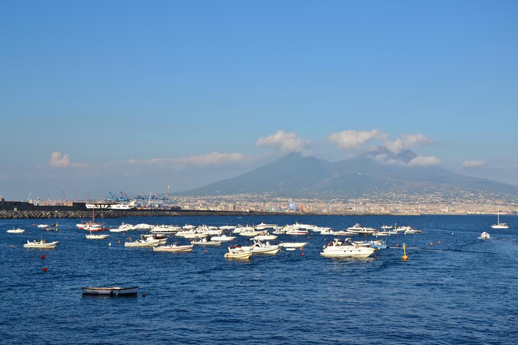 شقة Monolocale Nel Cuore Di Napoli الغرفة الصورة